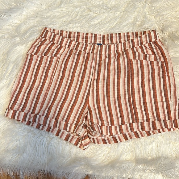Old navy linen shorts XL new without tags - Picture 3 of 5
